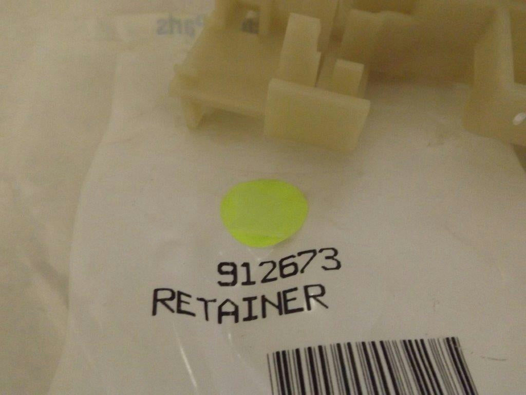 MAYTAG WHIRLPOOL DISHWASHER 912673 RETAINER NEW MAYTAG WHIRLPOOL DISHWASHER 912673 RETAINER NEW